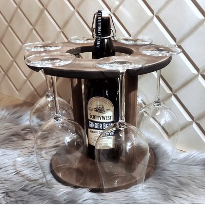 Taurių ir butelio laikiklis